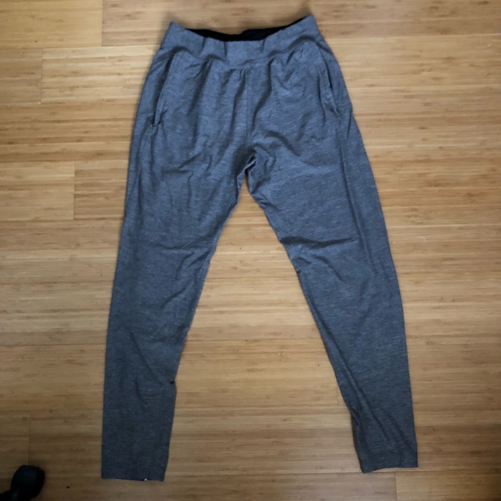 Lululemon heather gray Training Pants